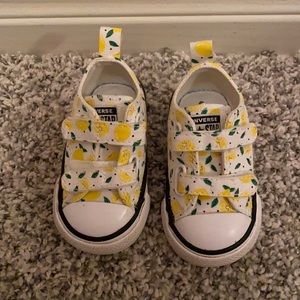 Infant toddler converse size 3